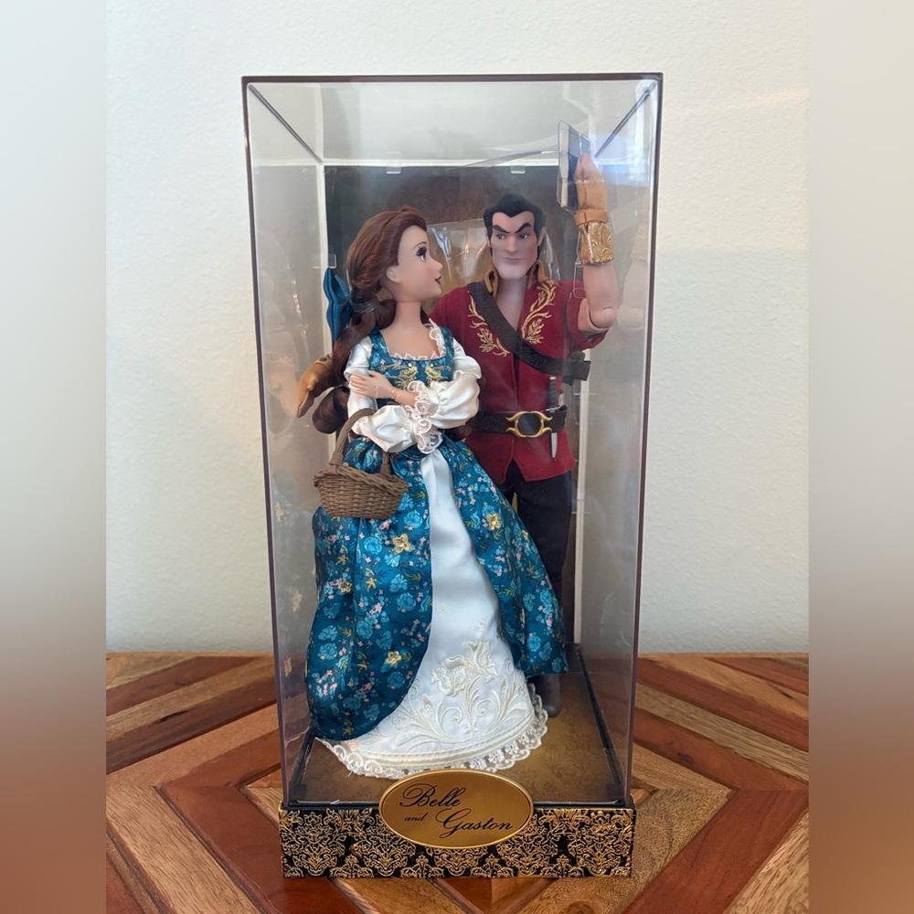 Disney Fairytale Designer Collection Belle Gaston Doll Set